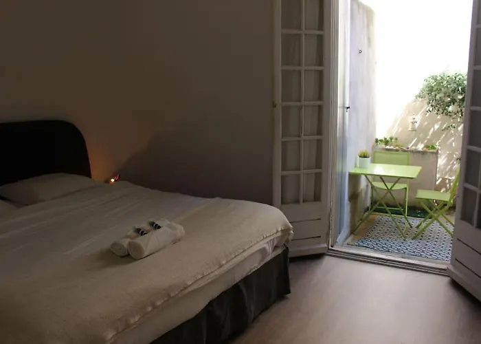 Daire Superbe T2 Spacieux Centre-ville Avec Exterieur
